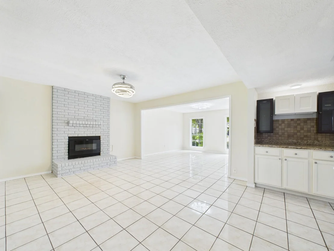 Photo of 459 Woodrail Drive