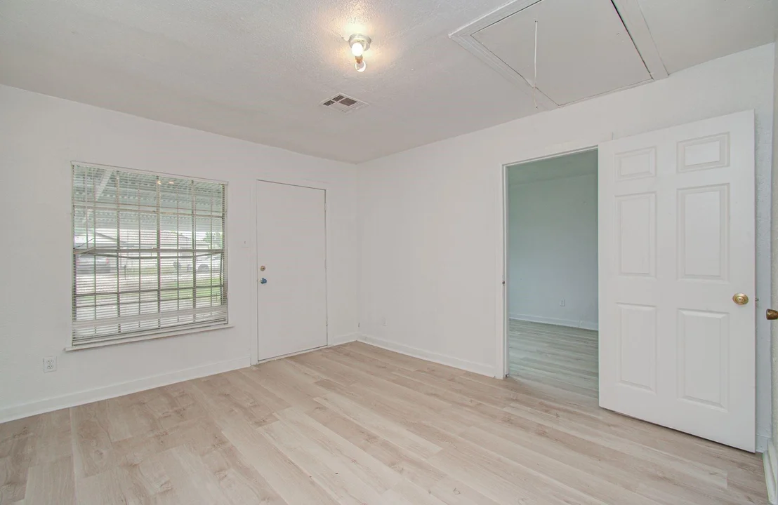 Photo of 7622 Delavan Drive