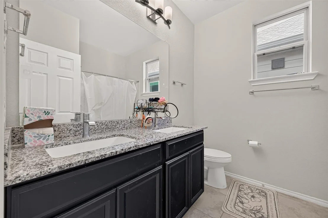 Photo of 8659 Cedardale Park Drive