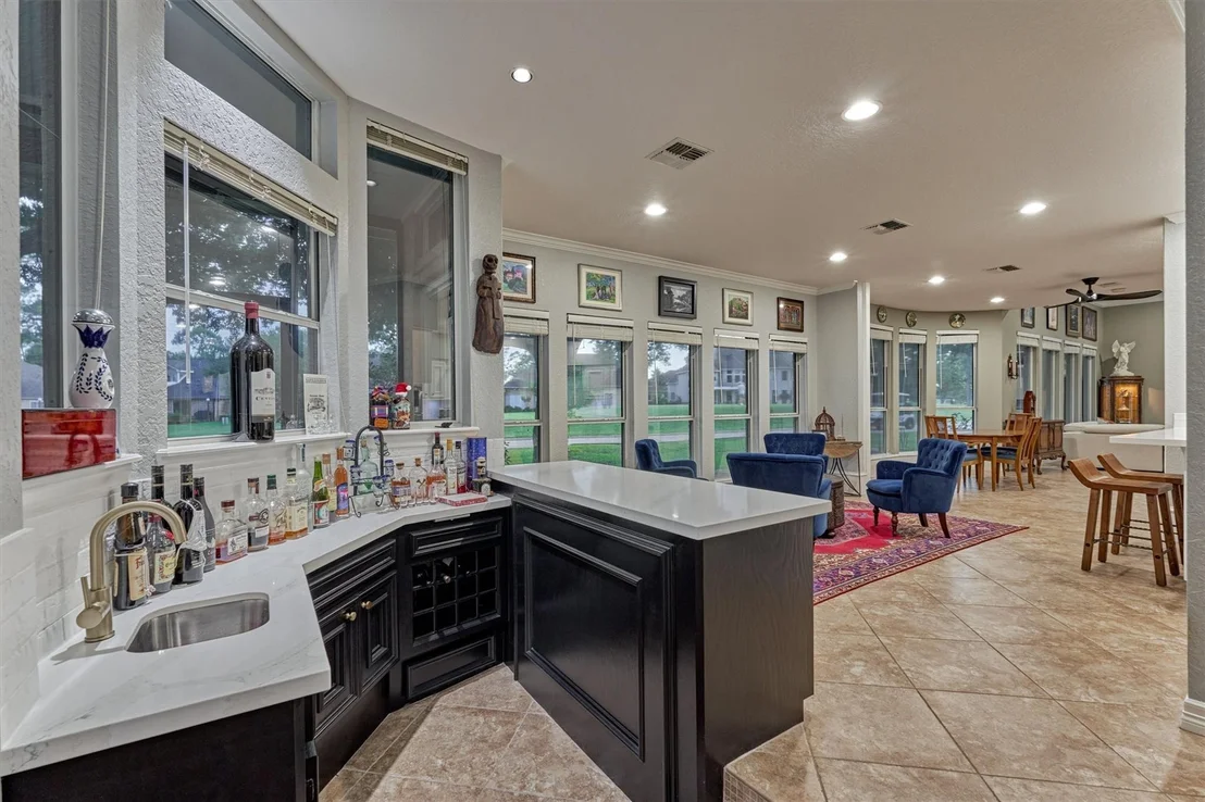 Photo of 609 Edgewood Drive