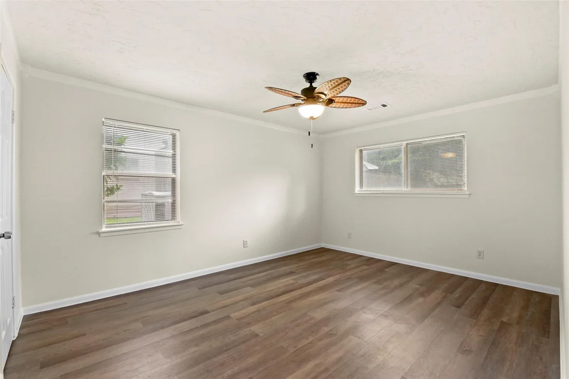 Photo of 207 Willowick Drive