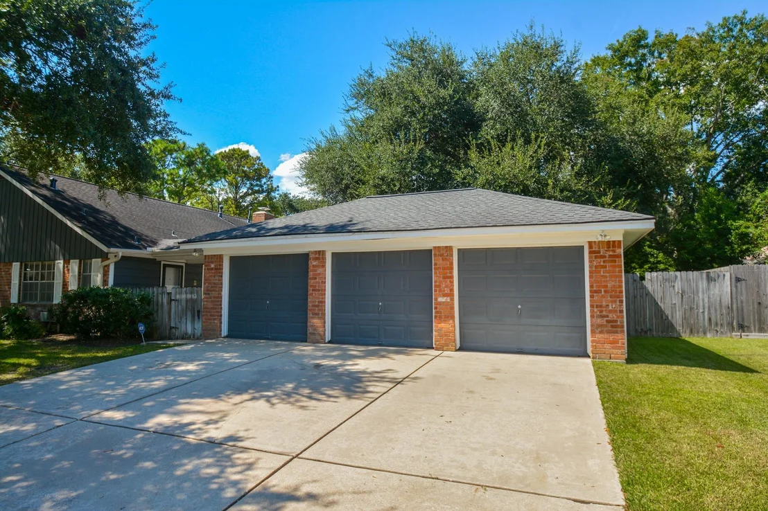 Photo of 4131 Long Grove Drive