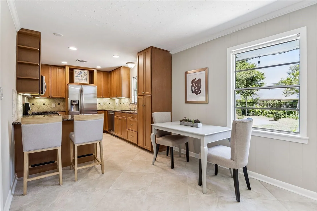 Photo of 5310 Hialeah Drive