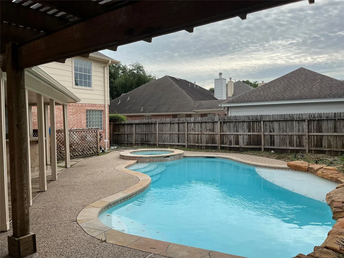 Photo of 6507 Stone Briar Drive
