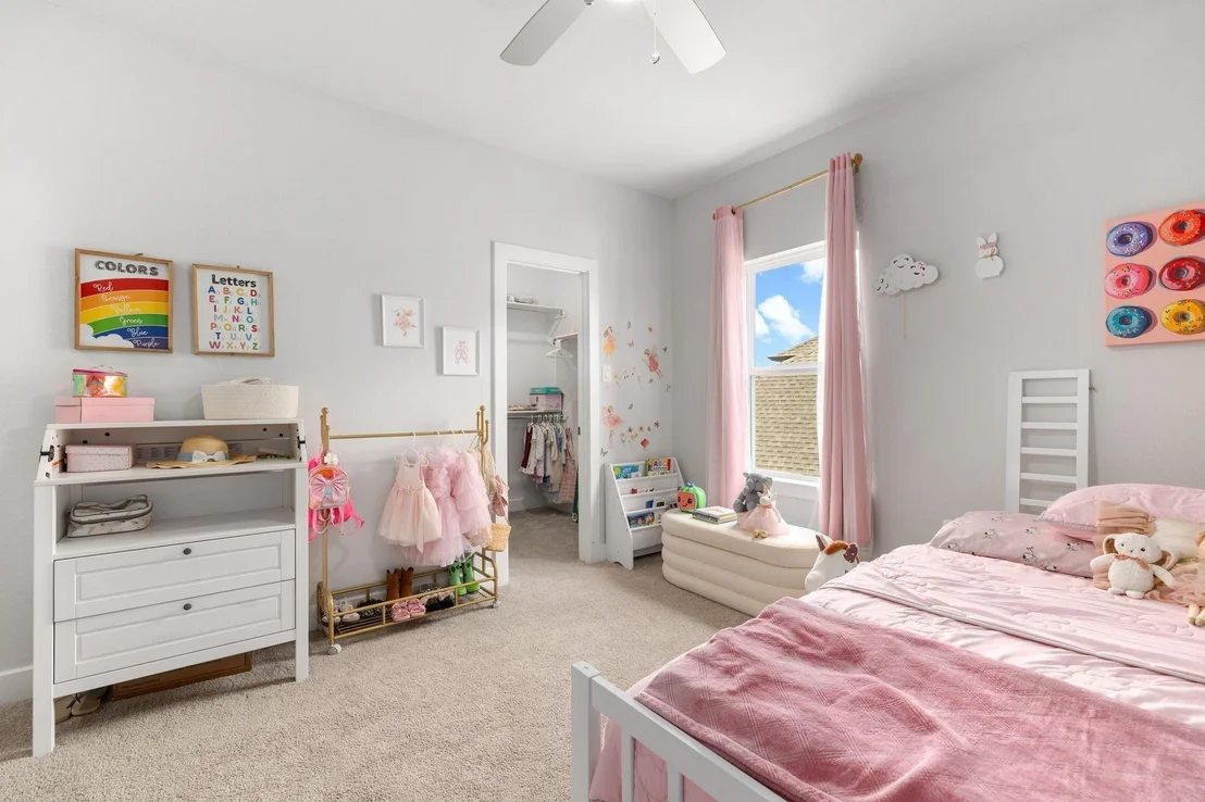 Photo of 21315 Crescent Winged Dr