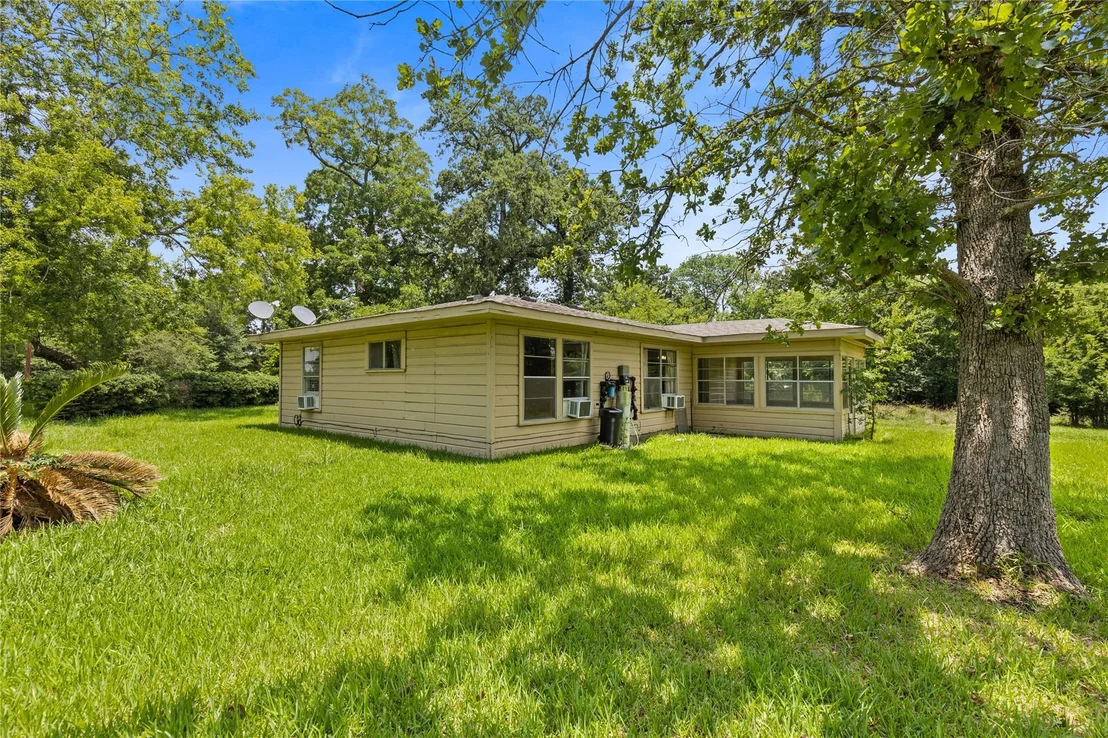 Photo of 10973 Longstreet Road