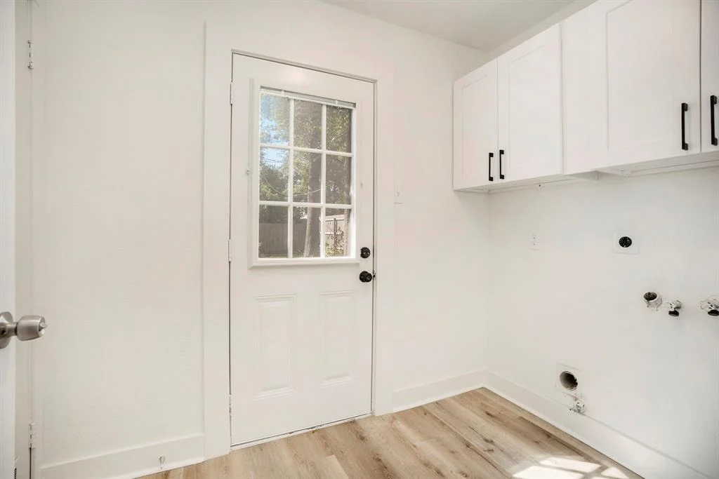 Photo of 223 Pin Oak Drive