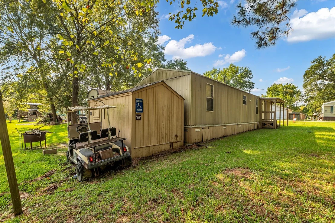 Photo of 8598 Waywood