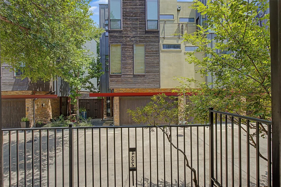 Photo of 432 Trinity River Circle