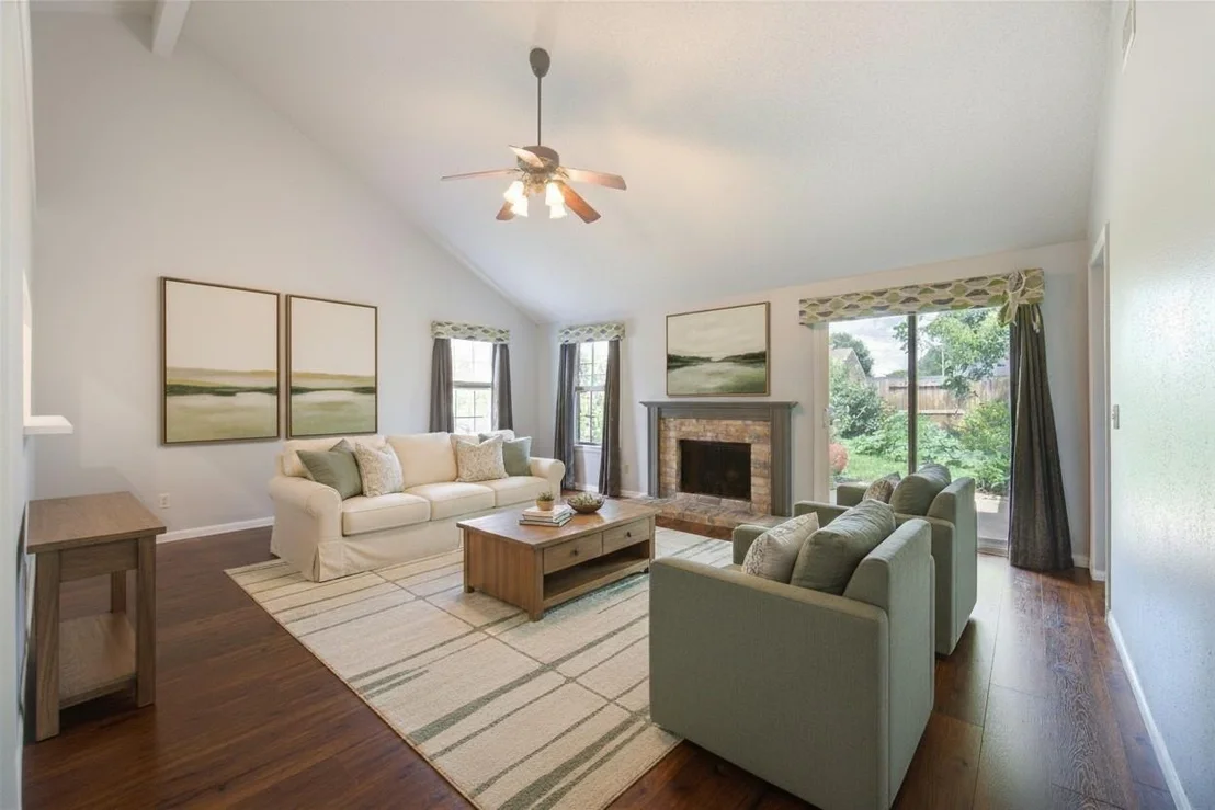 Photo of 19407 Glenway Falls Drive