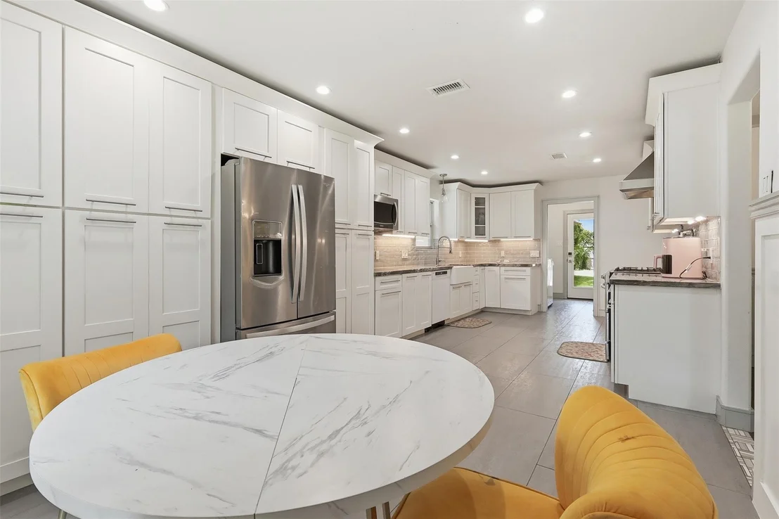 Photo of 6518 Elmgrove Road