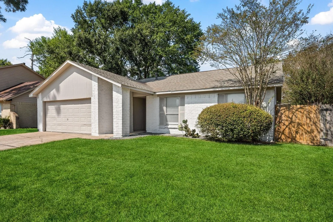 Photo of 20109 Misty Pines Drive