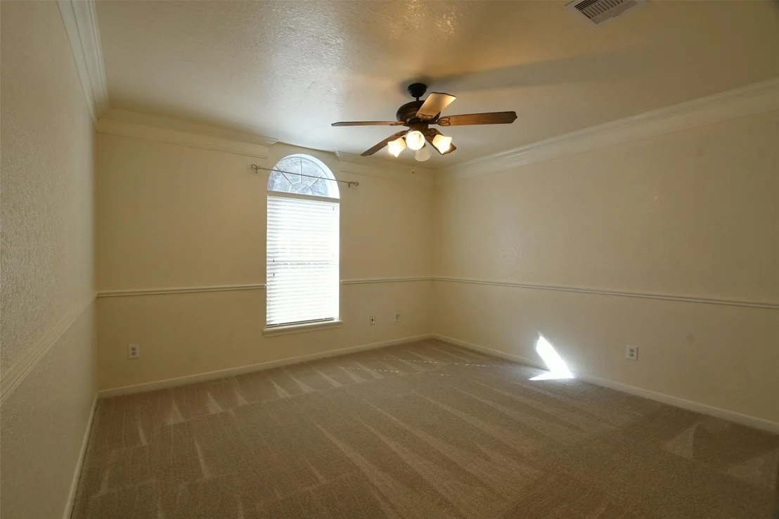 Photo of 251 N Wimberly Way