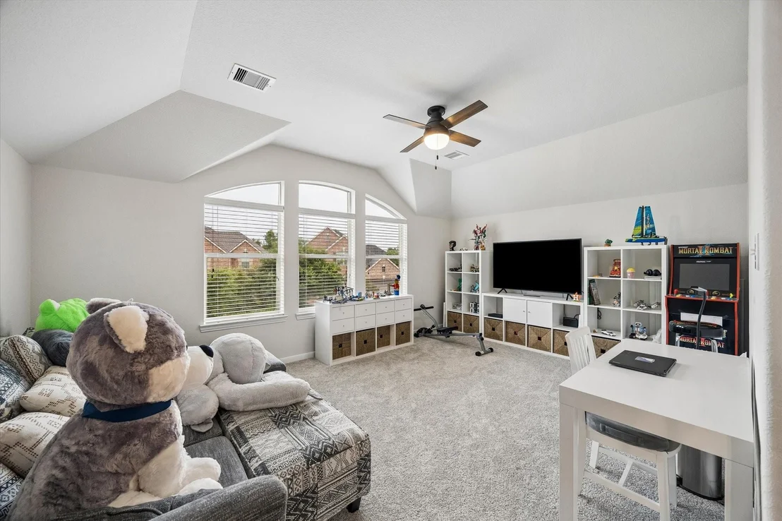 Photo of 18 Blue Bungalow Drive
