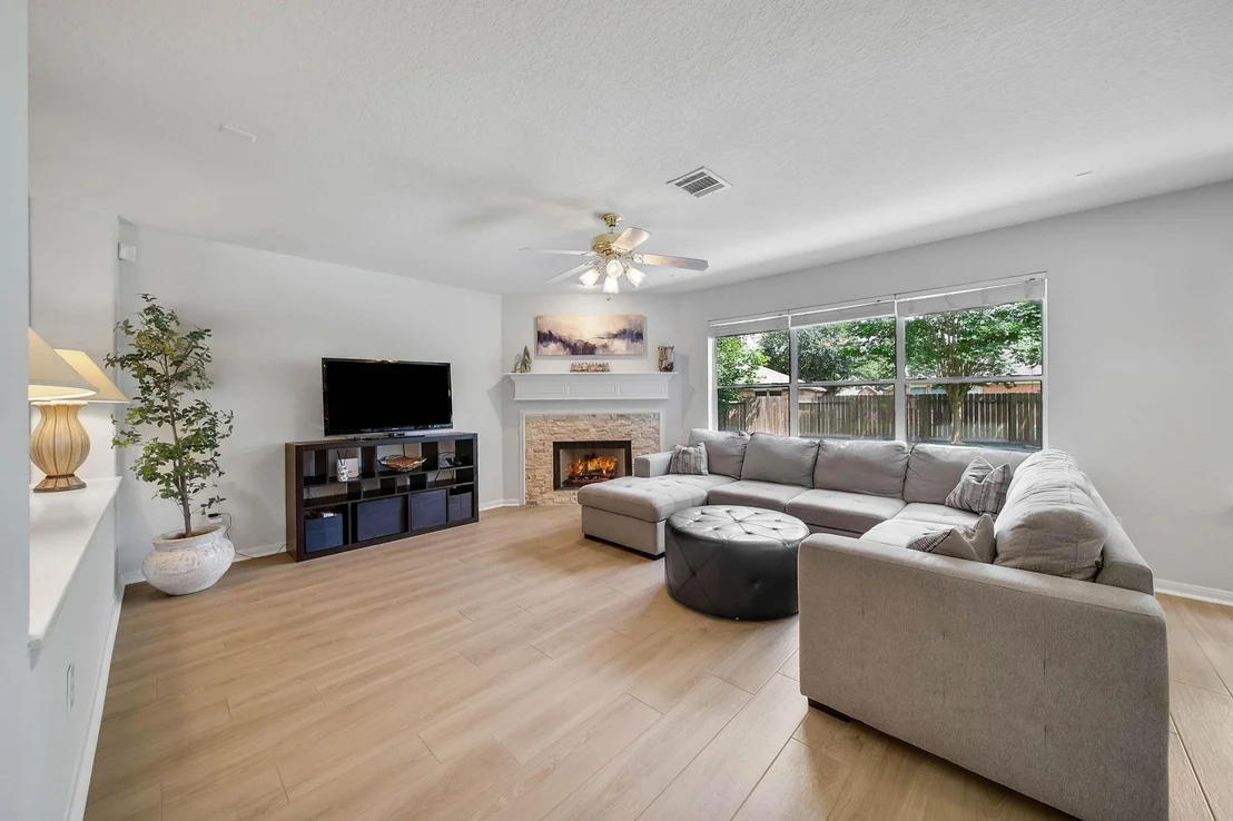 Photo of 18 Orchid Grove Place