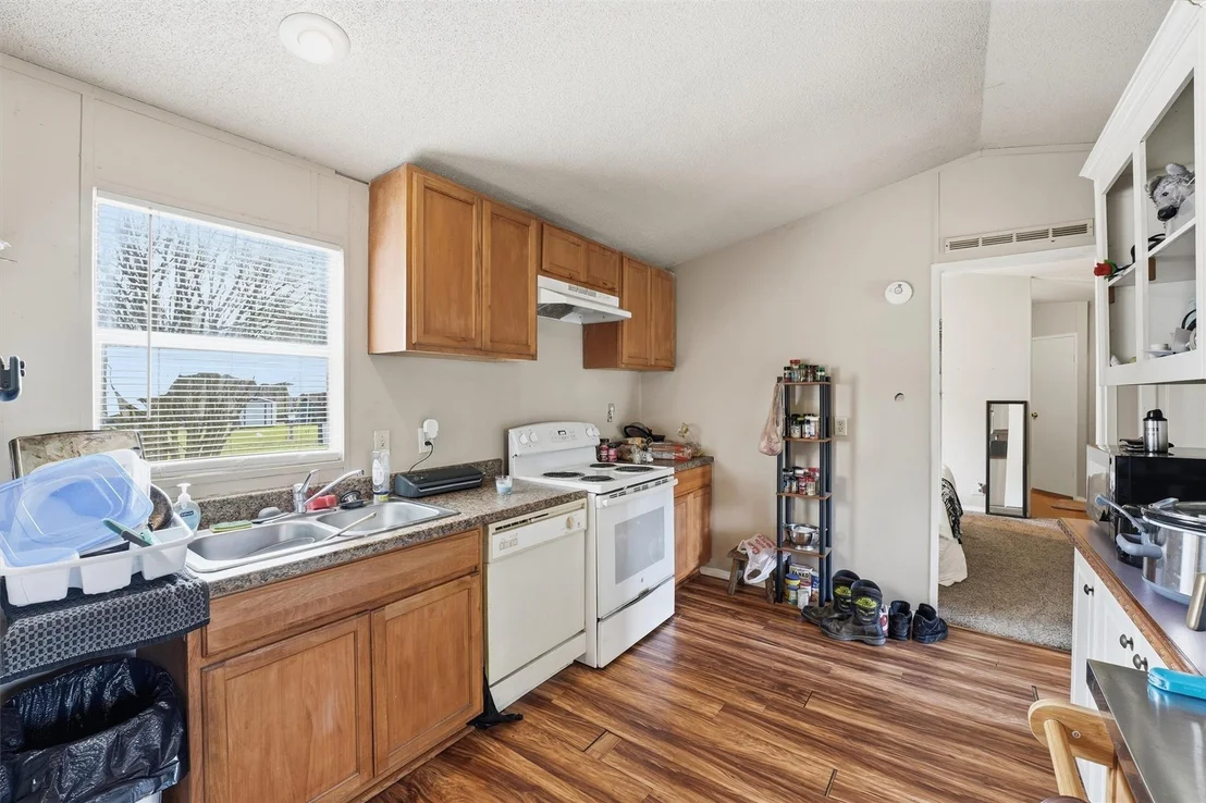 Photo of 8786 Scarlet Oak