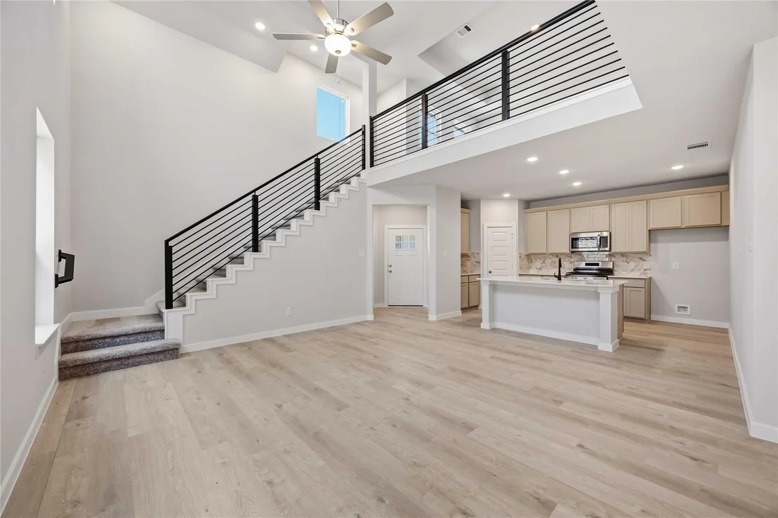 Photo of 1060 Lilly Lane
