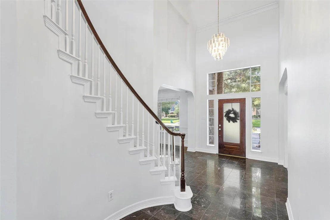 Photo of 17802 White Oak Hill