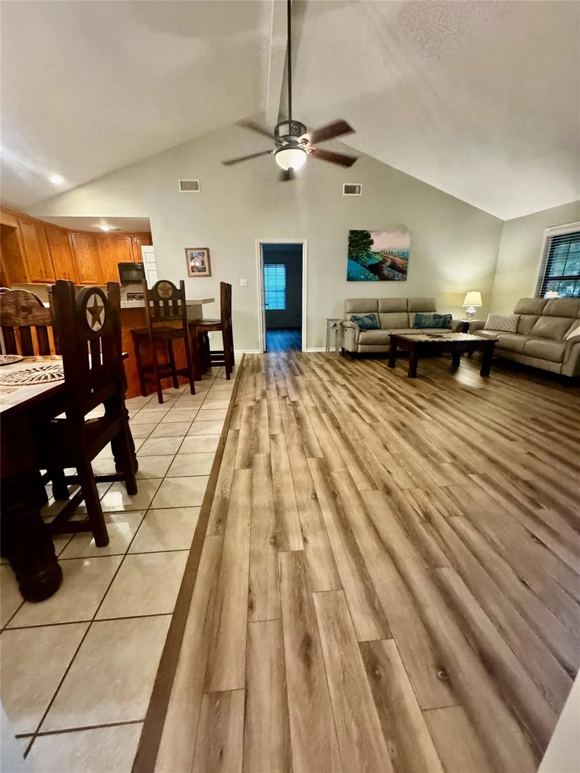 Photo of 148 Crest Lane