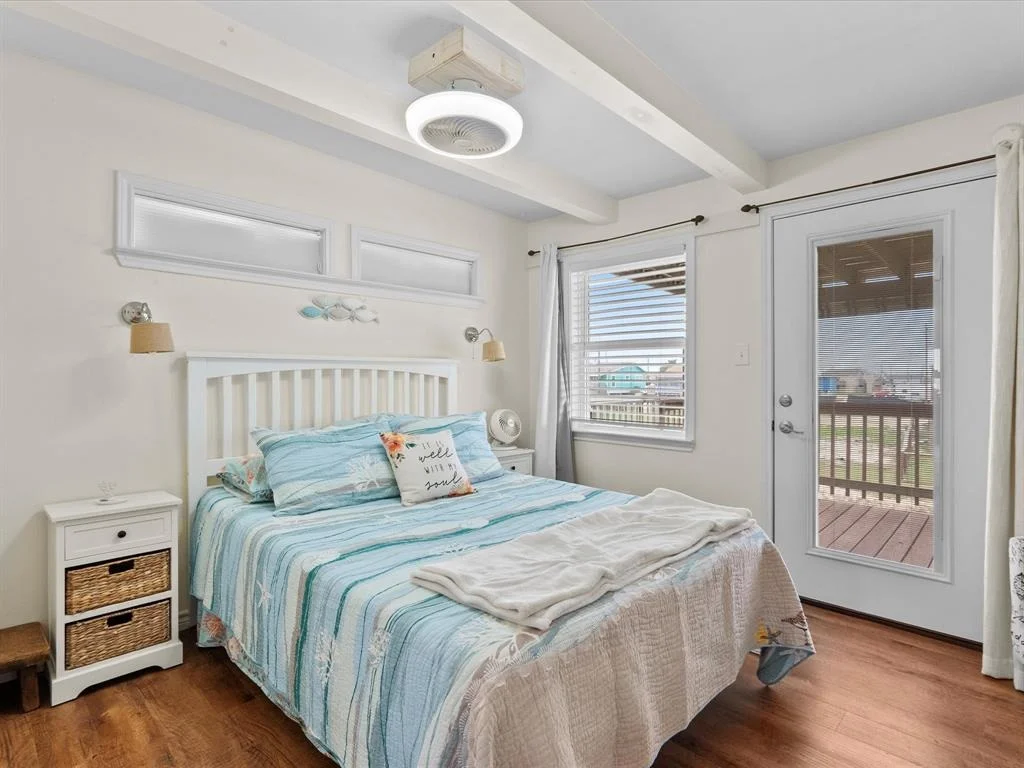 Photo of 1103 White Cap Drive