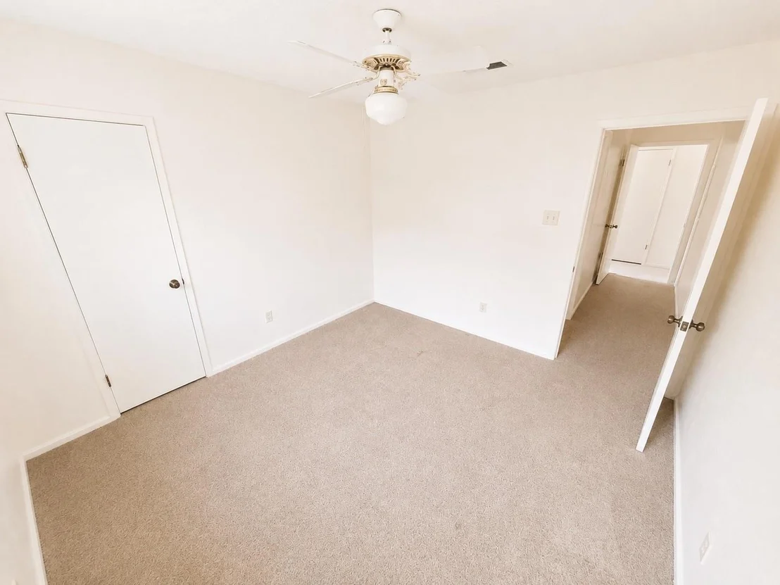 Photo of 802 Seafoam Road