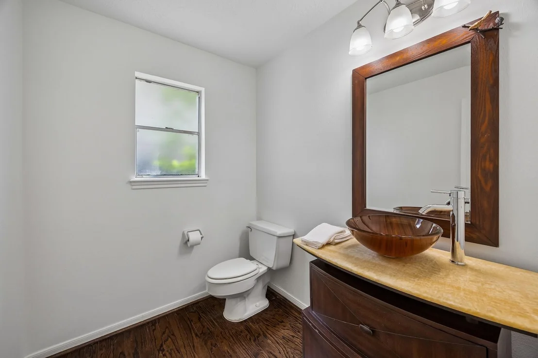 Photo of 9718 Oxted Lane