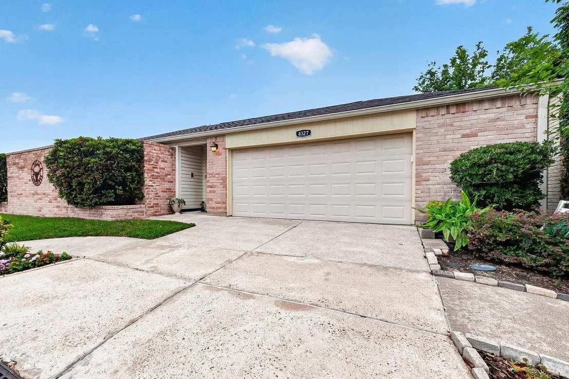 Photo of 8327 Spring Wind Drive
