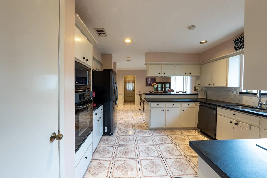 Photo of 7926 Quail Meadow Drive