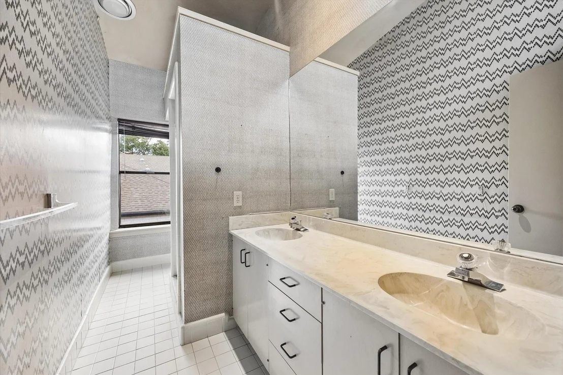 Photo of 7706 Portal Drive