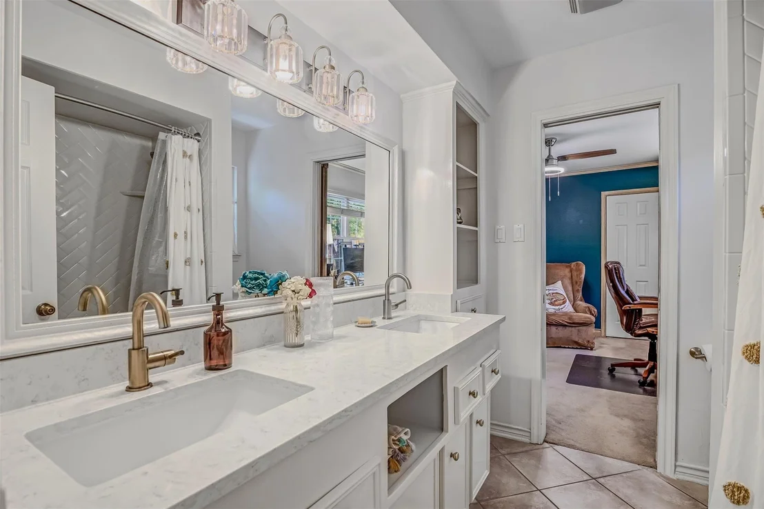 Photo of 6411 Bayonne Drive