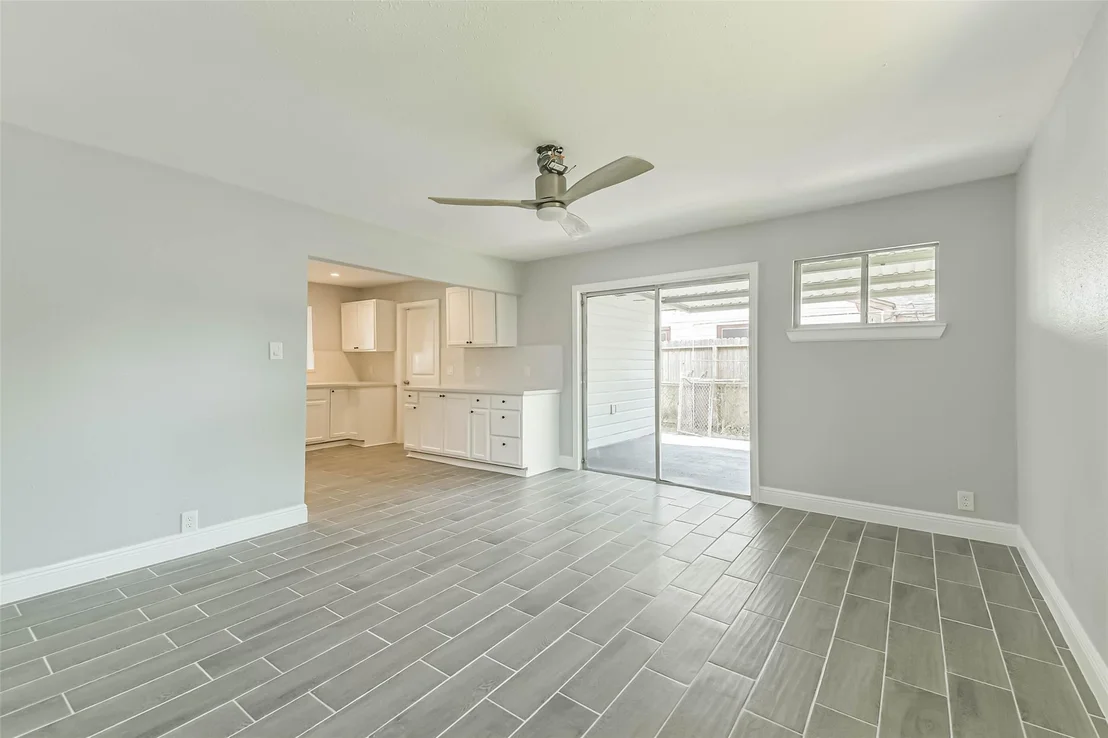 Photo of 8711 Othello Street