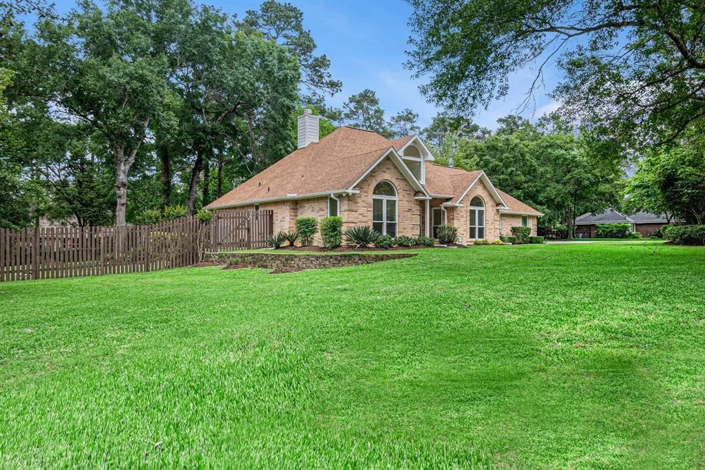 Photo of 24919 Silver Leaf Street