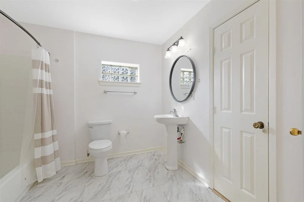 Photo of 4219 Cochran Street