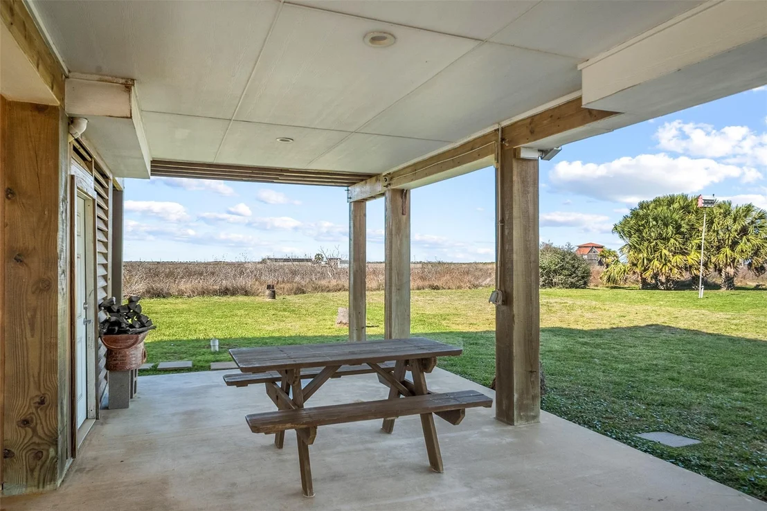 Photo of 521 Beachfront Drive