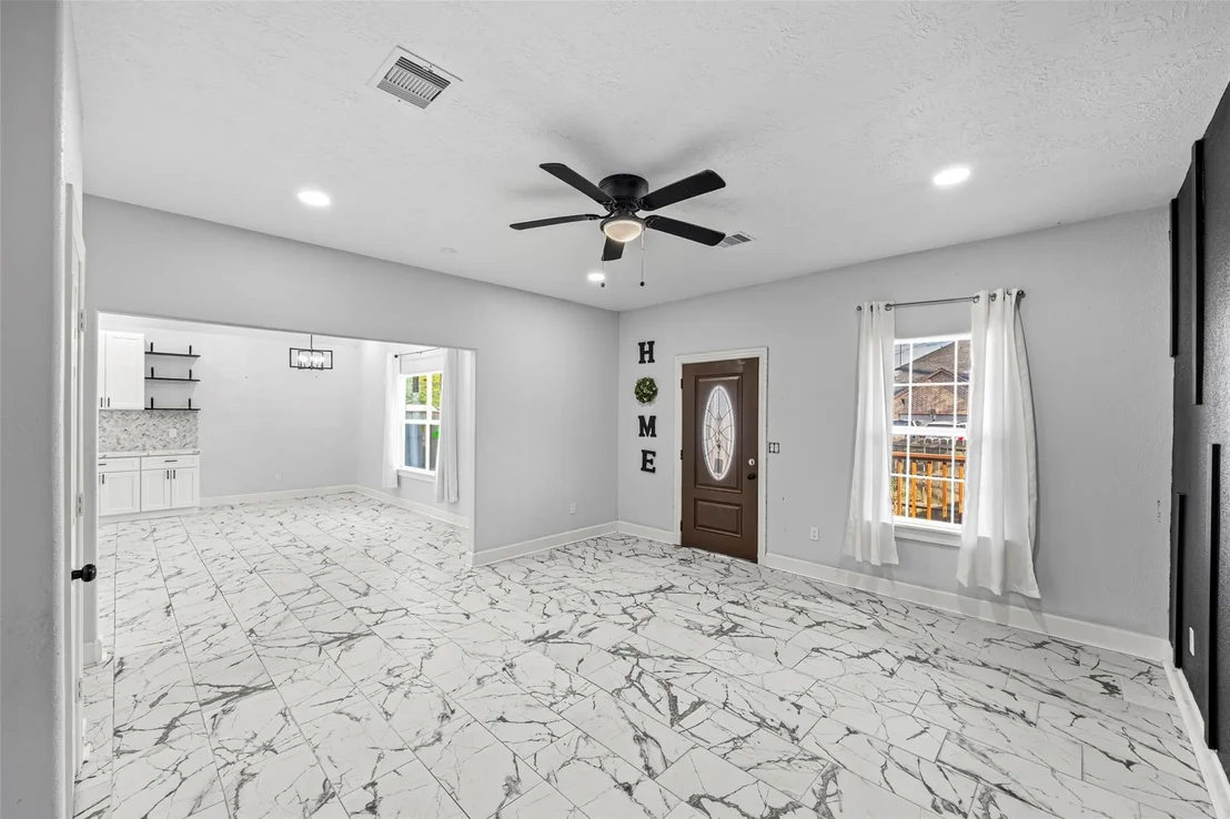 Photo of 8824 Leander Street