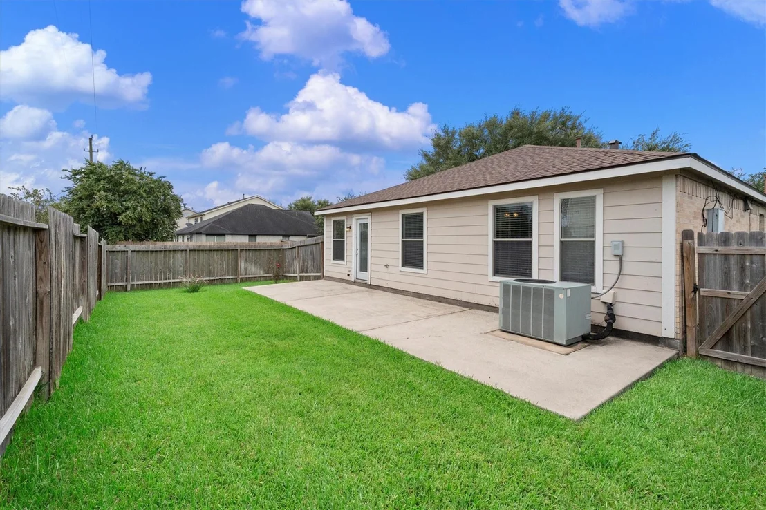 Photo of 29406 Legends Glen Drive