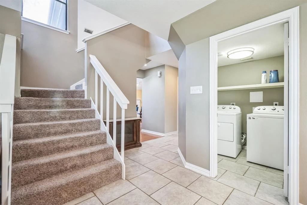 Photo of 20 N Mossrock Road