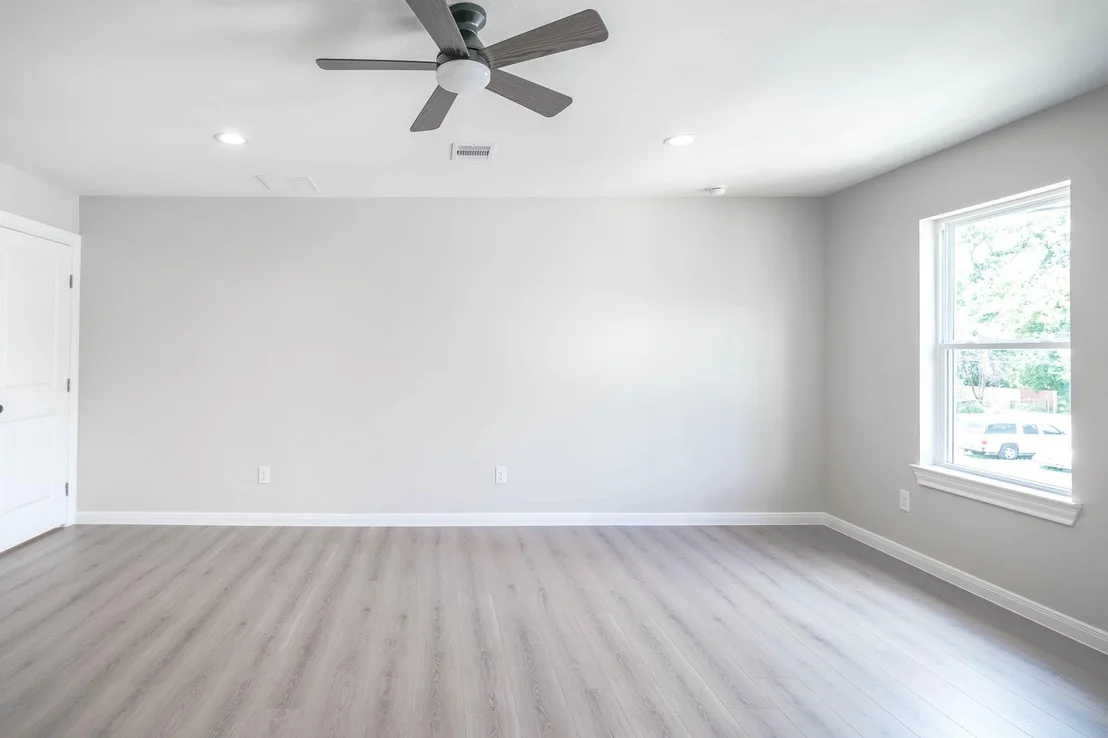 Photo of 6322 Sayers Street