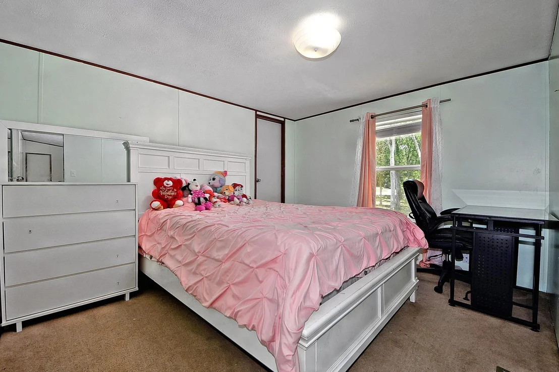 Photo of 317 River Road