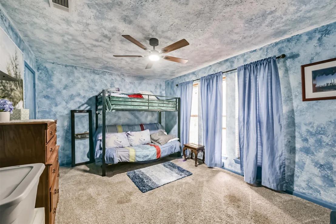 Photo of 17041 Live Oak Circle