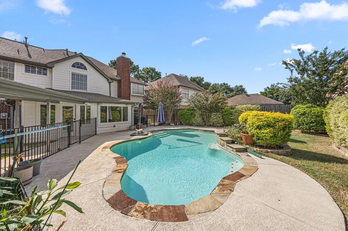 Photo of 10214 Hedge Way Drive