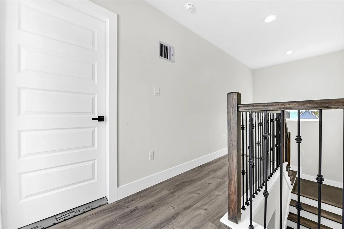 Photo of Unit C at 710 Link Road