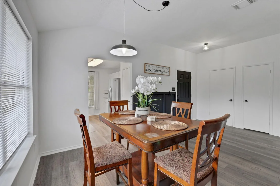 Photo of 219 Cape Conroe Drive
