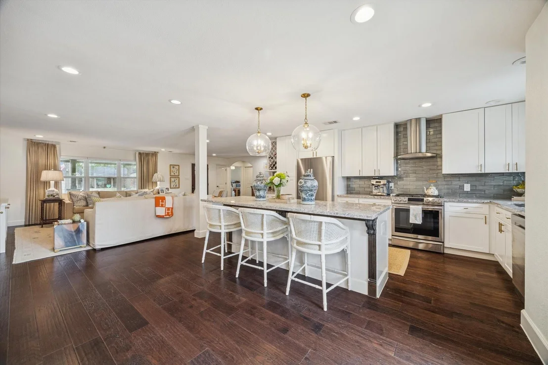 Photo of 9829 Pine Lake Drive