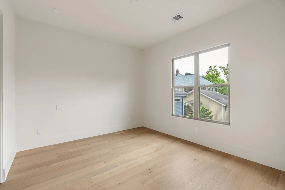 Photo of 3115 Beauchamp Street