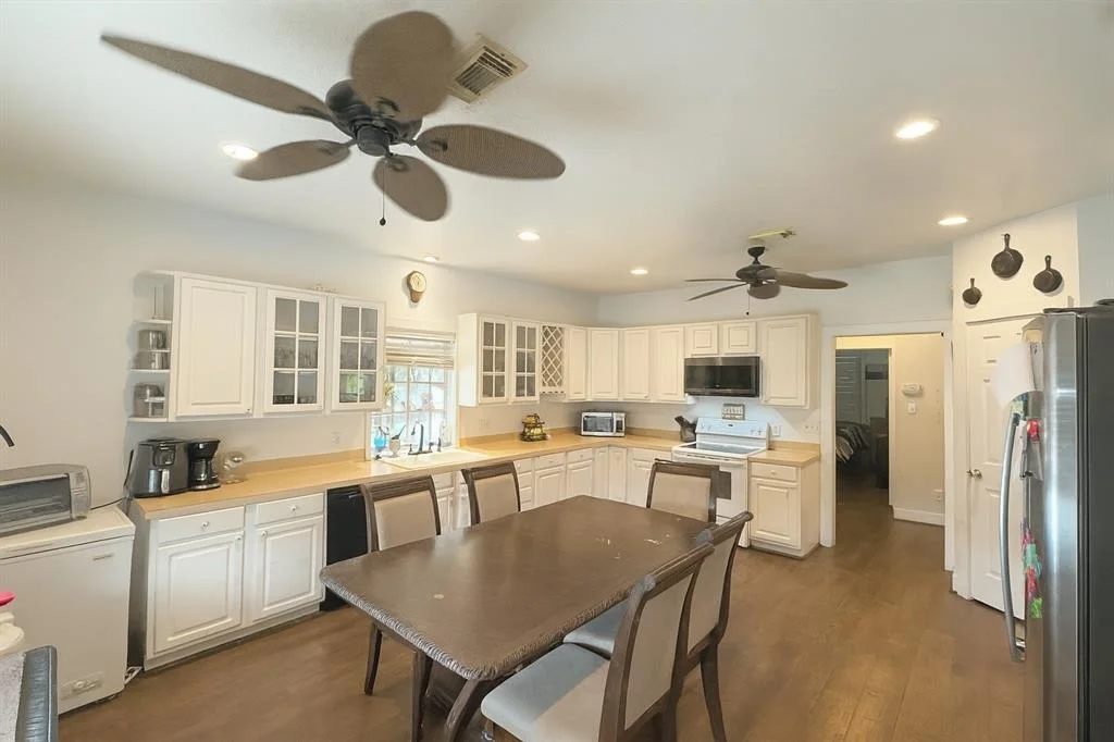 Photo of 10022 Oberrender Road
