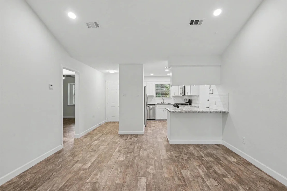 Photo of 14 Summer Crest Circle