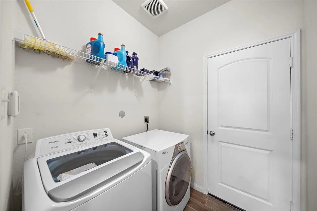 Photo of 1207 Diamond Drape Drive