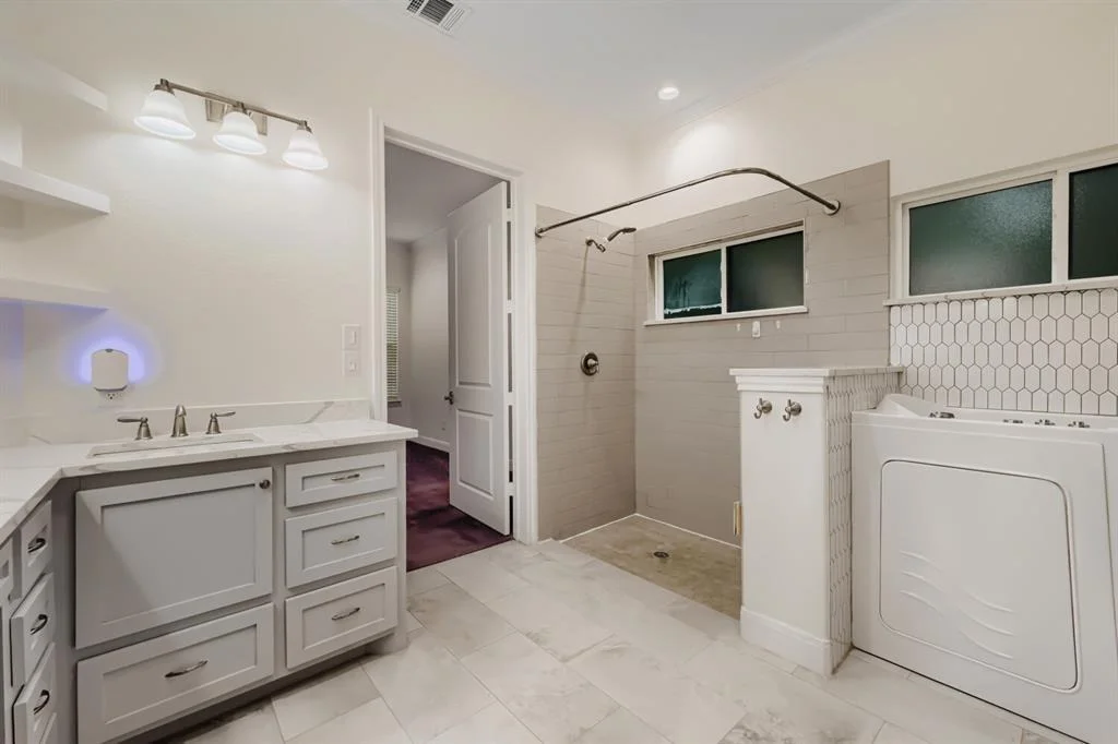 Photo of 11715 Creek View Lane