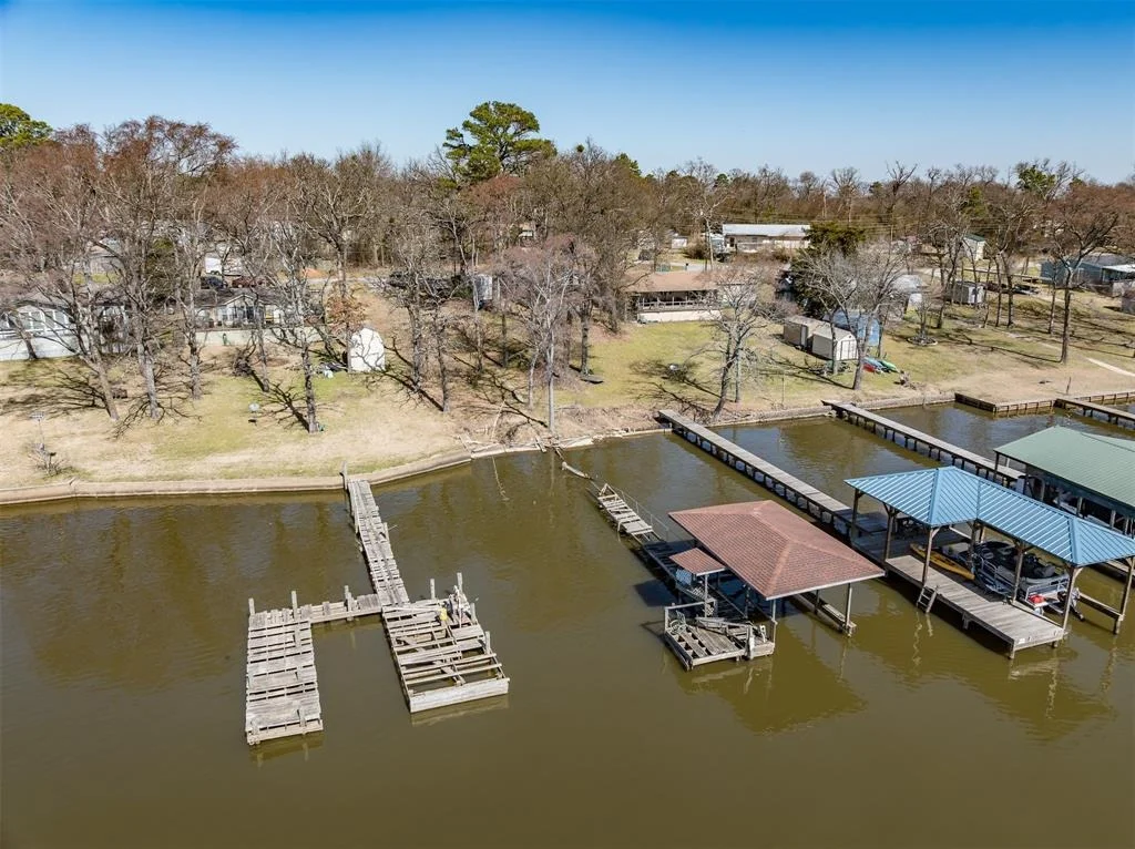 Photo of 1322 Shoreline Circle